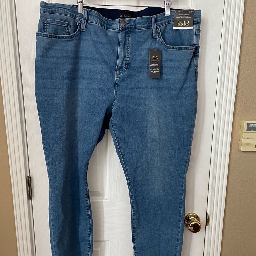 Bold Elements Curvy Skinny Women’s 24W Jeans NWT